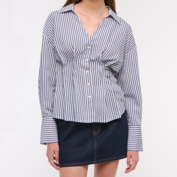 Abercrombie & Fitch Tops - ABERCROMBIE & FITCH Nipped Poplin Shirt in Blue Stripe